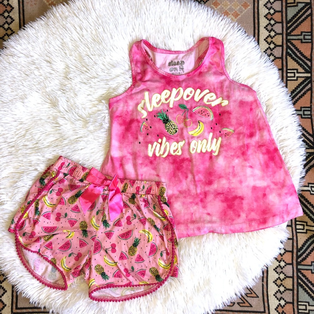 Summer sleeping set